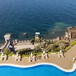 Vega Aparts Apartmanhotel 3*