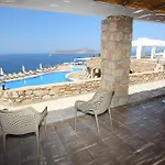 Vega Aparts Apartmanhotel 3*