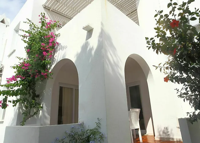 Aparthotel Vega Aparts