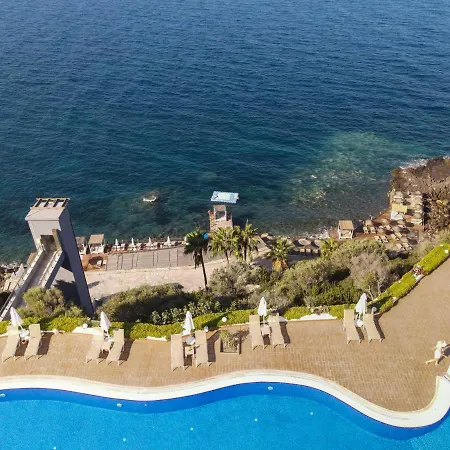 Vega Aparts Hotel apartamentowy 3*
