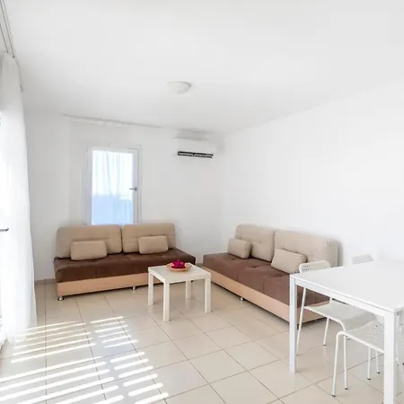 Vega Aparts 3*