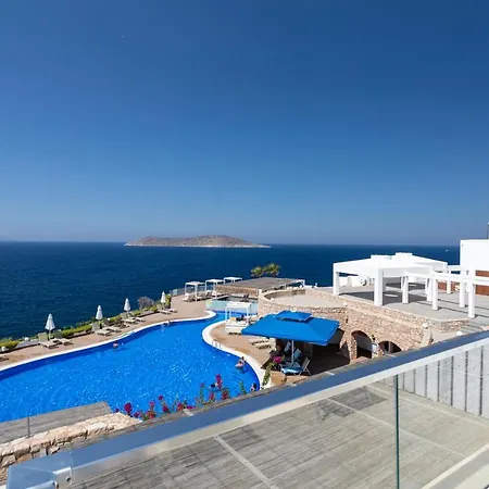 Vega Aparts 아파트호텔