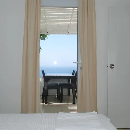 Vega Aparts 규무슬럭